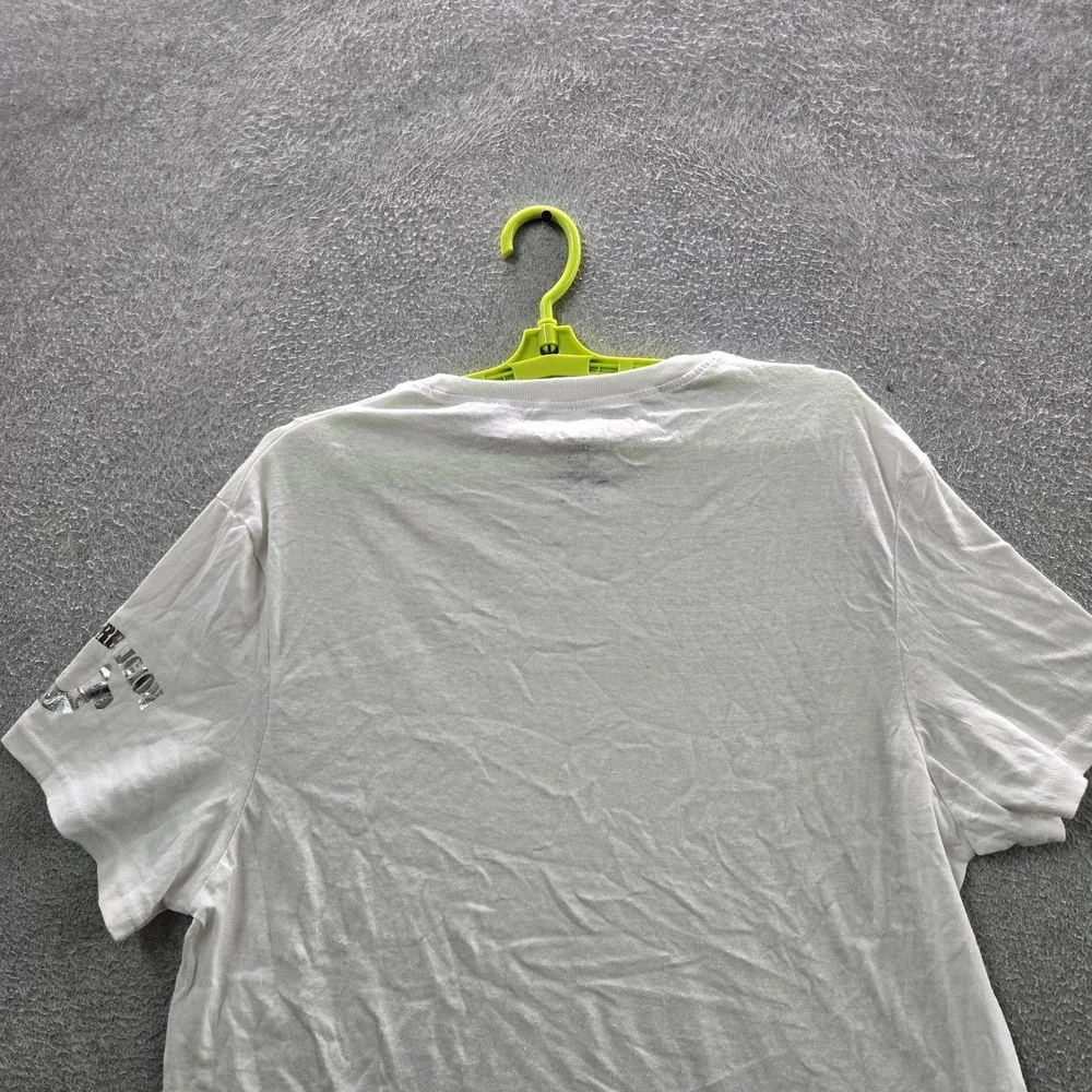 True Religion‎ Men Shirt LARGE White Logo Silver Foil Short Sleeve